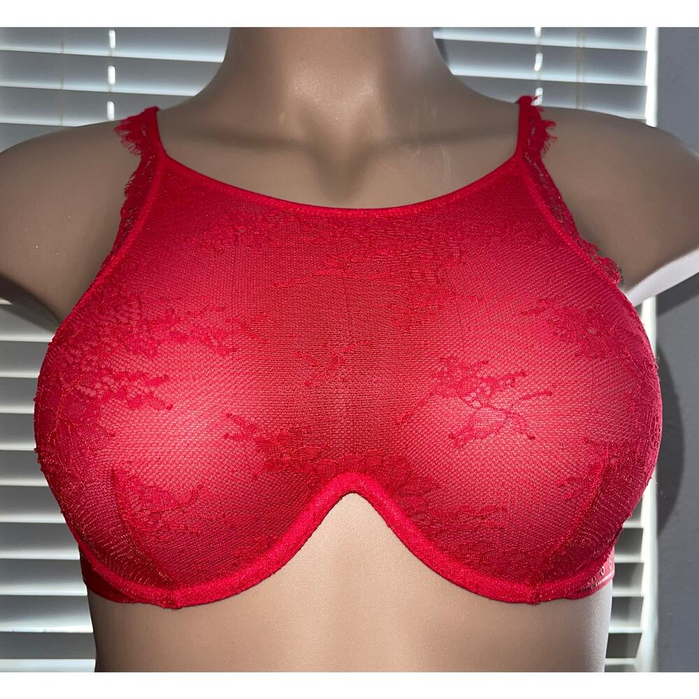 34C RED LACE VICTORIA'S SECRET CAMI BRA